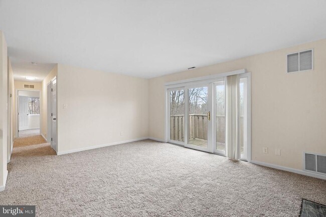 Building Photo - 408 Stockton Ct