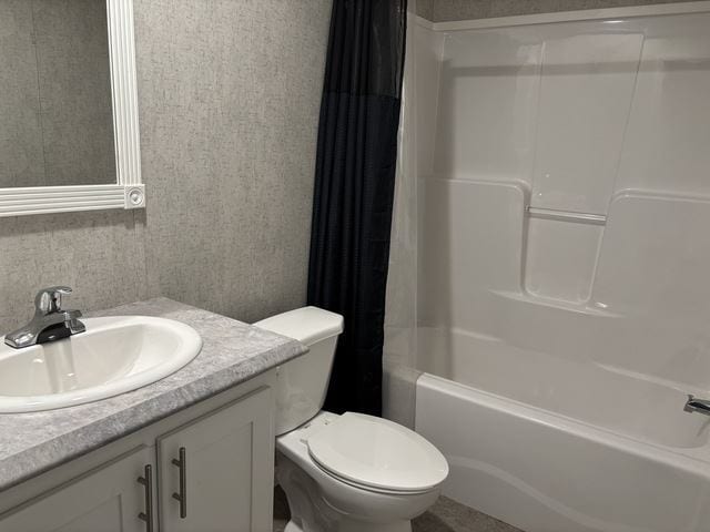 Building Photo - 41 Del Ct W