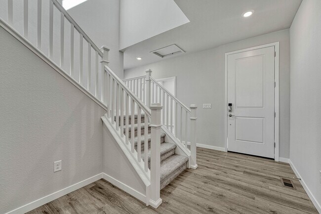 Building Photo - 13881 Bunny Hop Ln