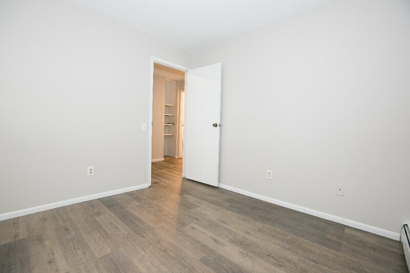 Building Photo - 7300 72nd Ln N