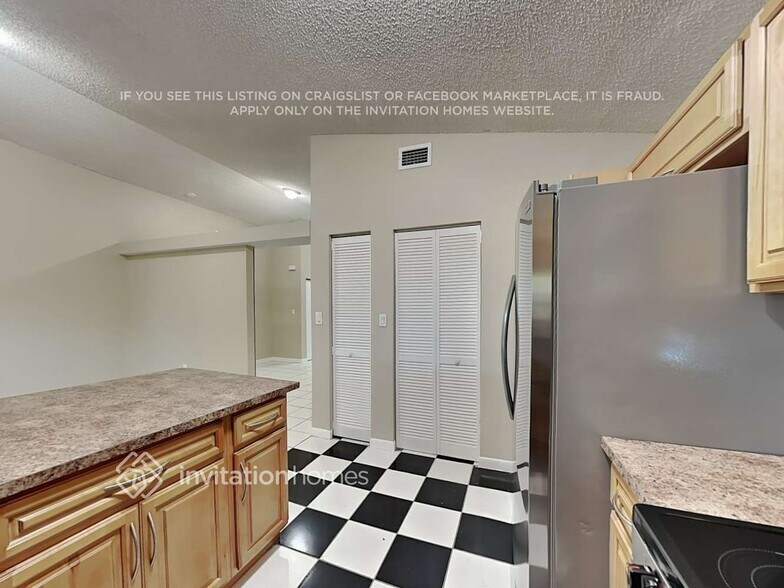 Building Photo - 5951 SW 151st Ct