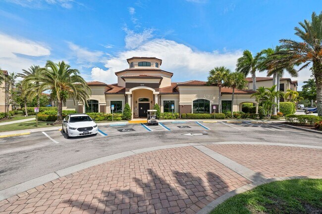 Building Photo - ANNUAL RENTAL - FULLY FURNISHED 1 BED / 1 ...