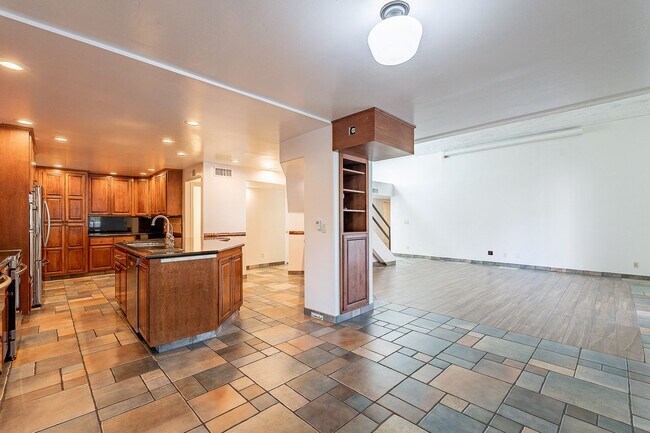 Building Photo - Coming Soon! 4 bed, 3.5 bath with a beautiful pool & views! No HOA - Available 02/01/2026