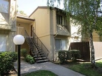 Building Photo - 3591 Quail Lakes Dr