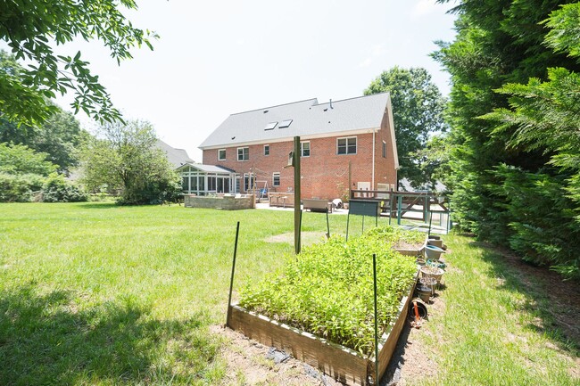 Building Photo - Spacious & Striking 3-story brick Executive 4 bedroom 4.5 bathroom home in Oak Ridge NC + Lawn ca...