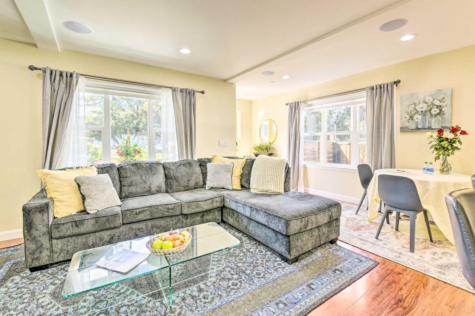 Building Photo - 532 52nd St