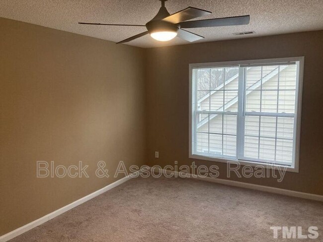 Building Photo - 9012 Blakehurst Dr