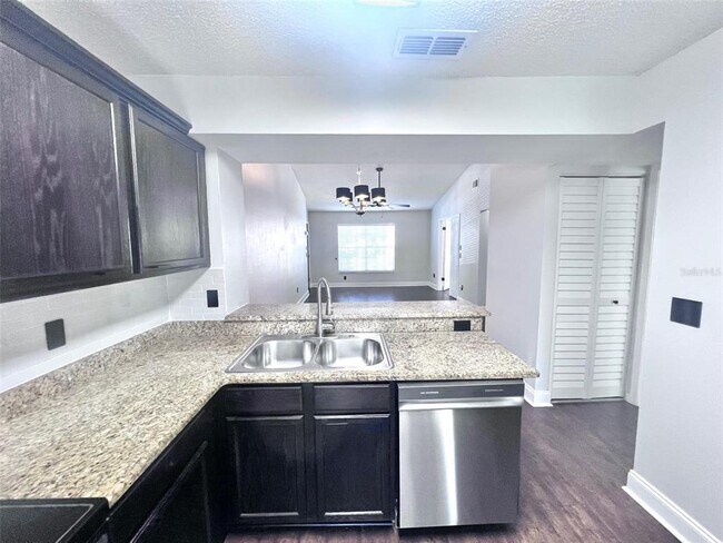 Building Photo - 7828 Hardwick Dr