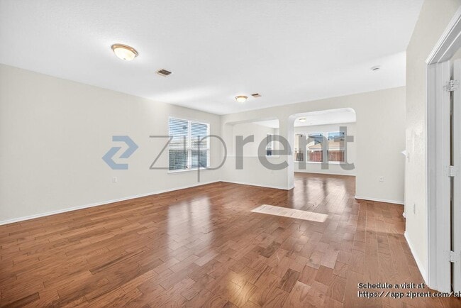 Building Photo - 7414 Bluebonnet Bay