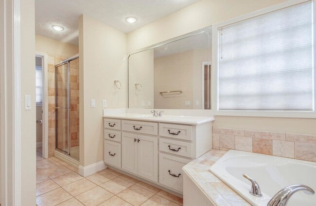 Building Photo - The Landings-Lynn Haven
