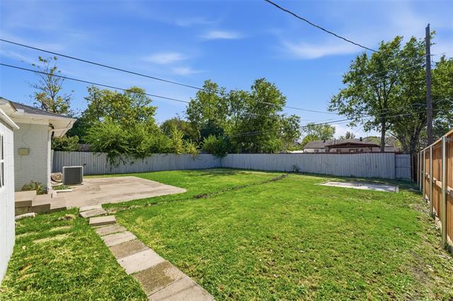 Building Photo - 2916 Healey Dr