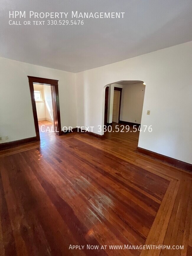 Building Photo - 28 Grand Ave