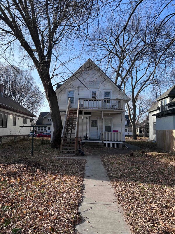 Building Photo - 3345 S 31st Ave