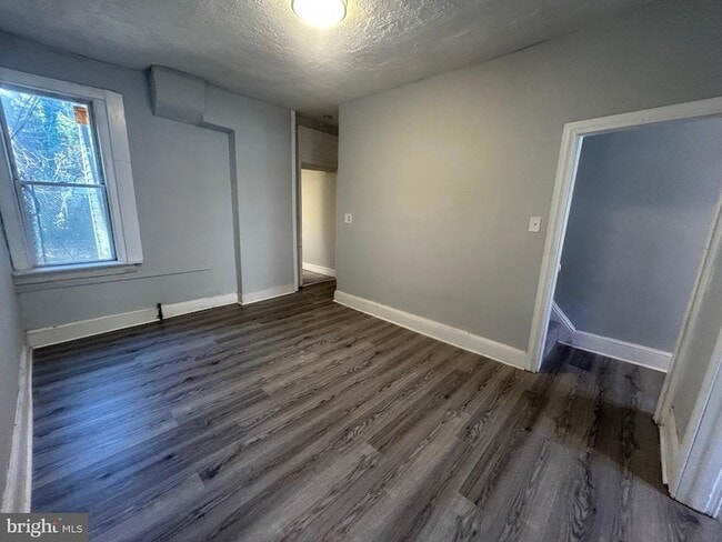 Building Photo - 5647 Heiskell St