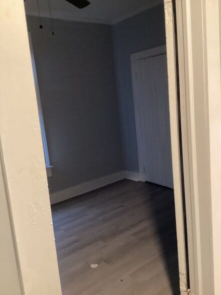 Building Photo - 1050 N Clarke St