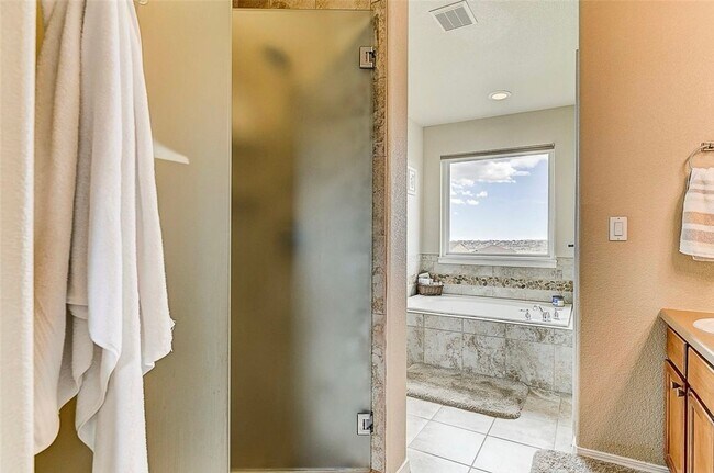Building Photo - Charming Stony Creek Retreat with Modern T...