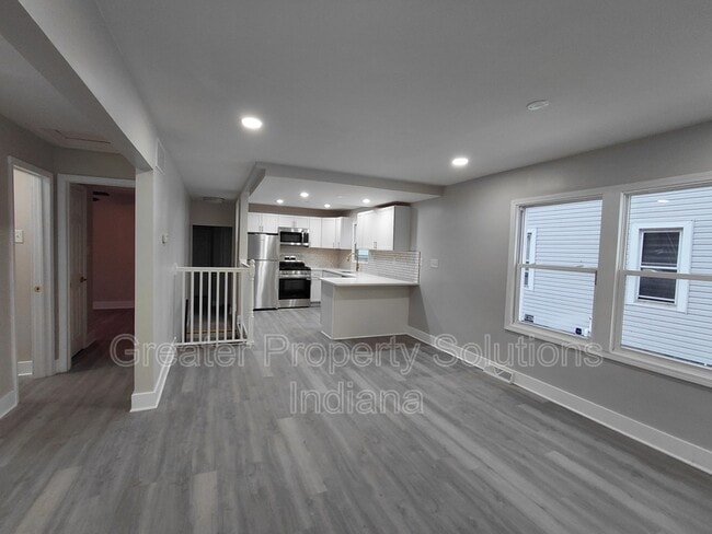 Building Photo - 3112 Kenwood St