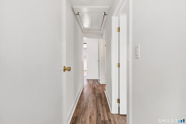 Building Photo - 41 Frisbie St