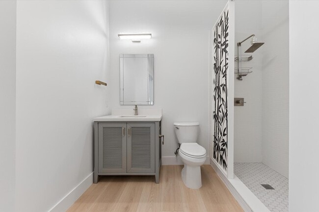 Building Photo - 300 S Australian Ave