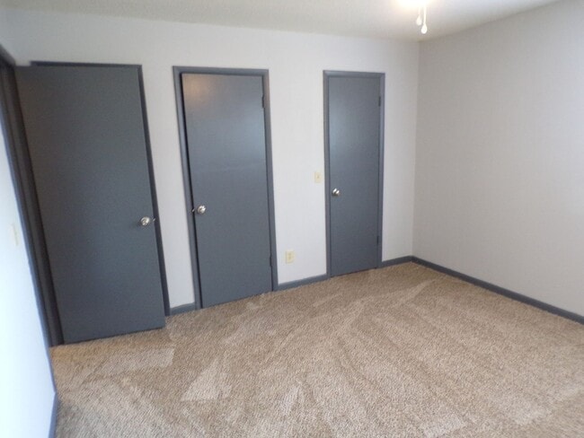 Building Photo - Anthony Circle Townhomes, Enterprise, AL