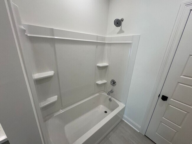 Building Photo - 4BD/4.5BA FOR RENT