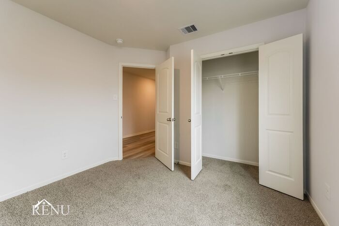 Building Photo - 10519 Copper Ridge Dr