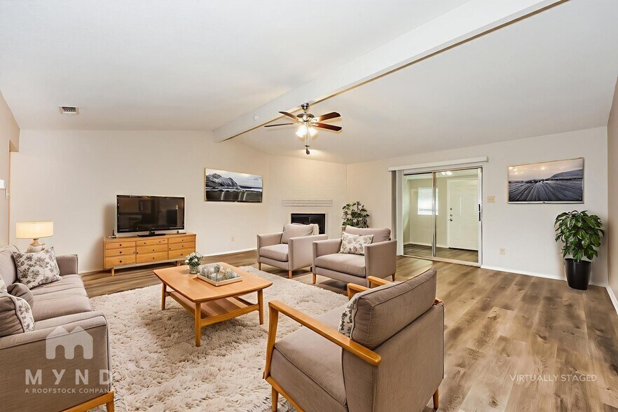 Building Photo - 4303 Gentle Springs Dr