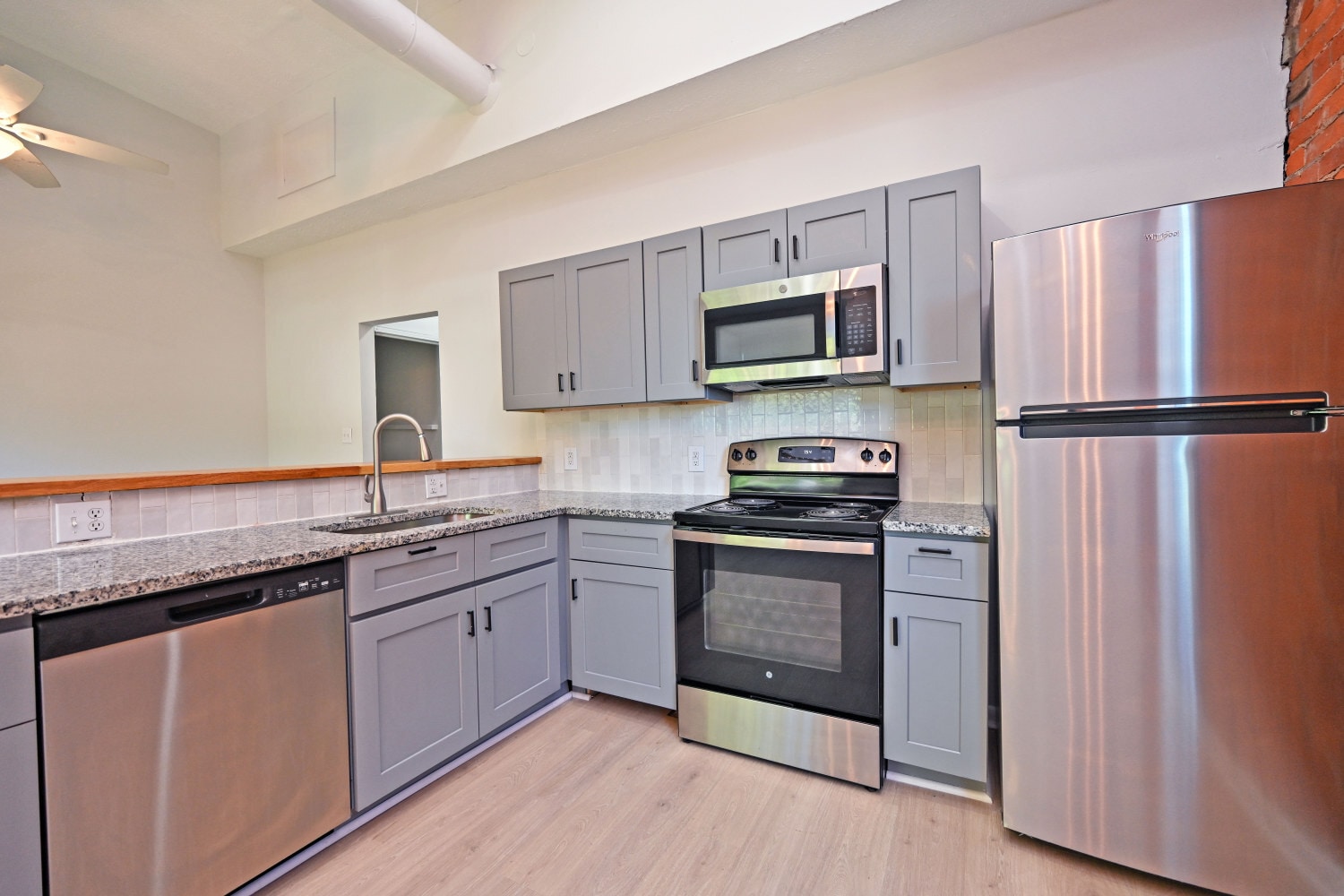 Building Photo - 2228 Kemper Ln