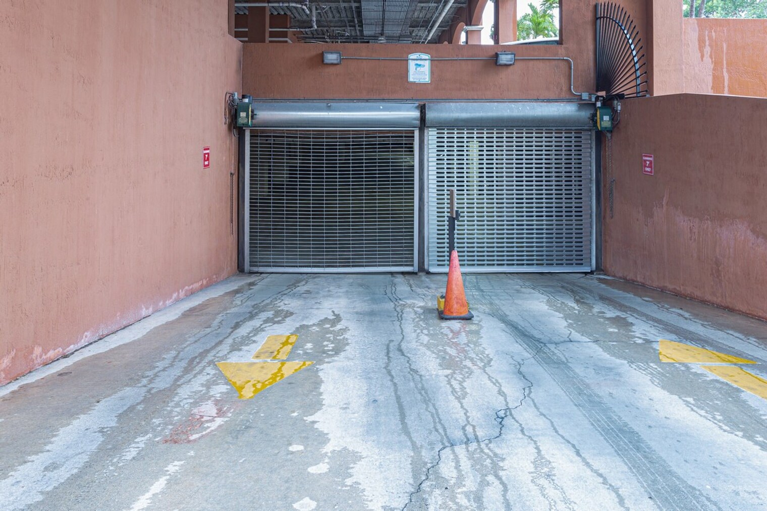 Building Photo - 3219 SW 23rd Terrace