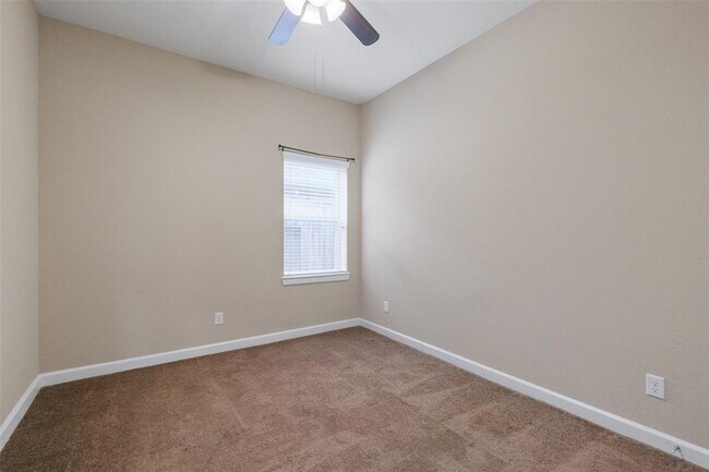 Building Photo - 19635 Blair Orchard Ln