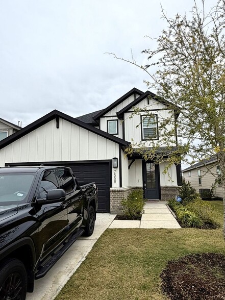 Building Photo - 7558 Magnolia Orchid Ln