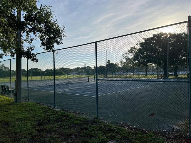 Building Photo - 11735 Brenford Crest Dr