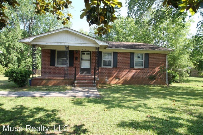 Building Photo - 3 br, 1 bath House - 713 Ogden Road