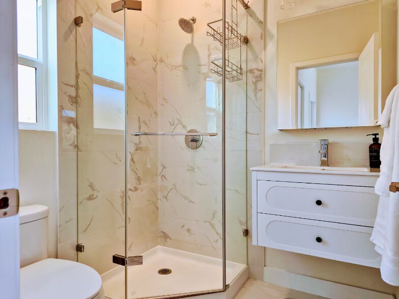 Building Photo - 1567 Rebel Way