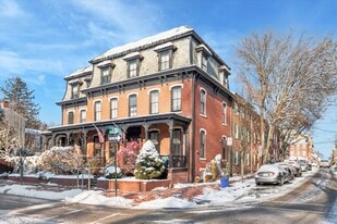 Building Photo - 201 W Barnard St