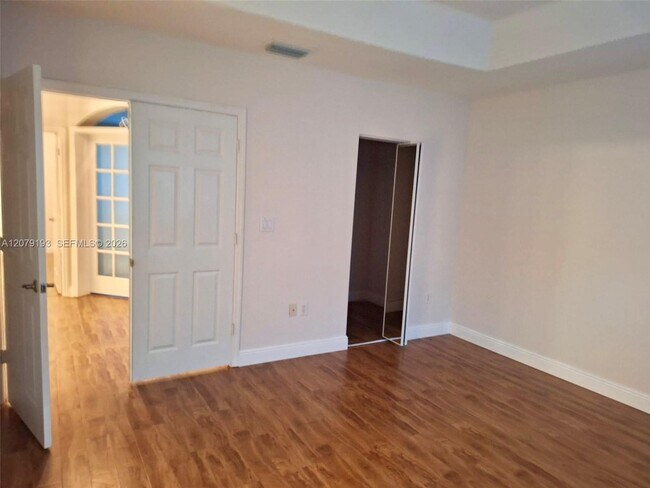 Building Photo - 5770 NW 113th Pl