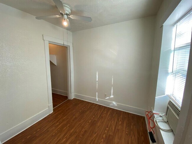 Building Photo - 801 N Lancaster Ave