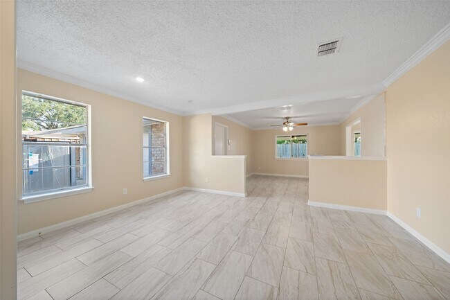 Building Photo - 19218 Enchanted Oaks Dr