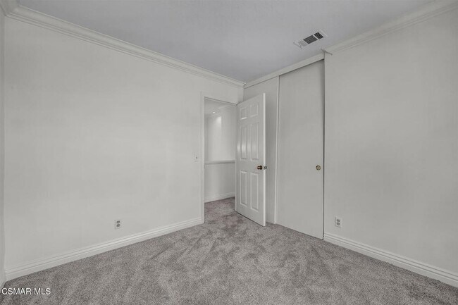 Building Photo - 2594 Ridgebrook Pl
