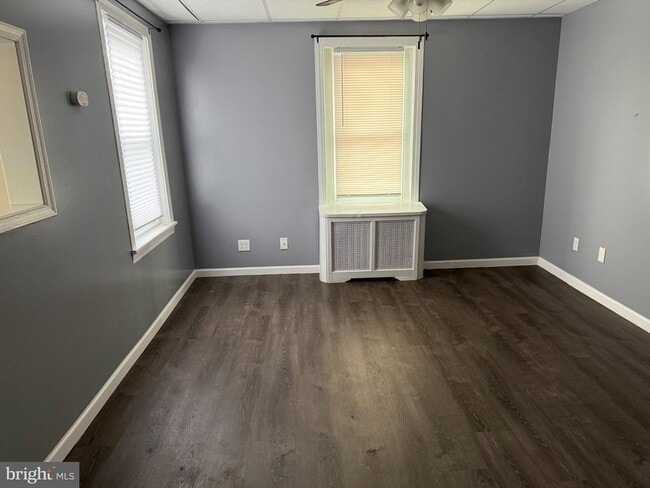 Building Photo - 126 E Berkley Ave