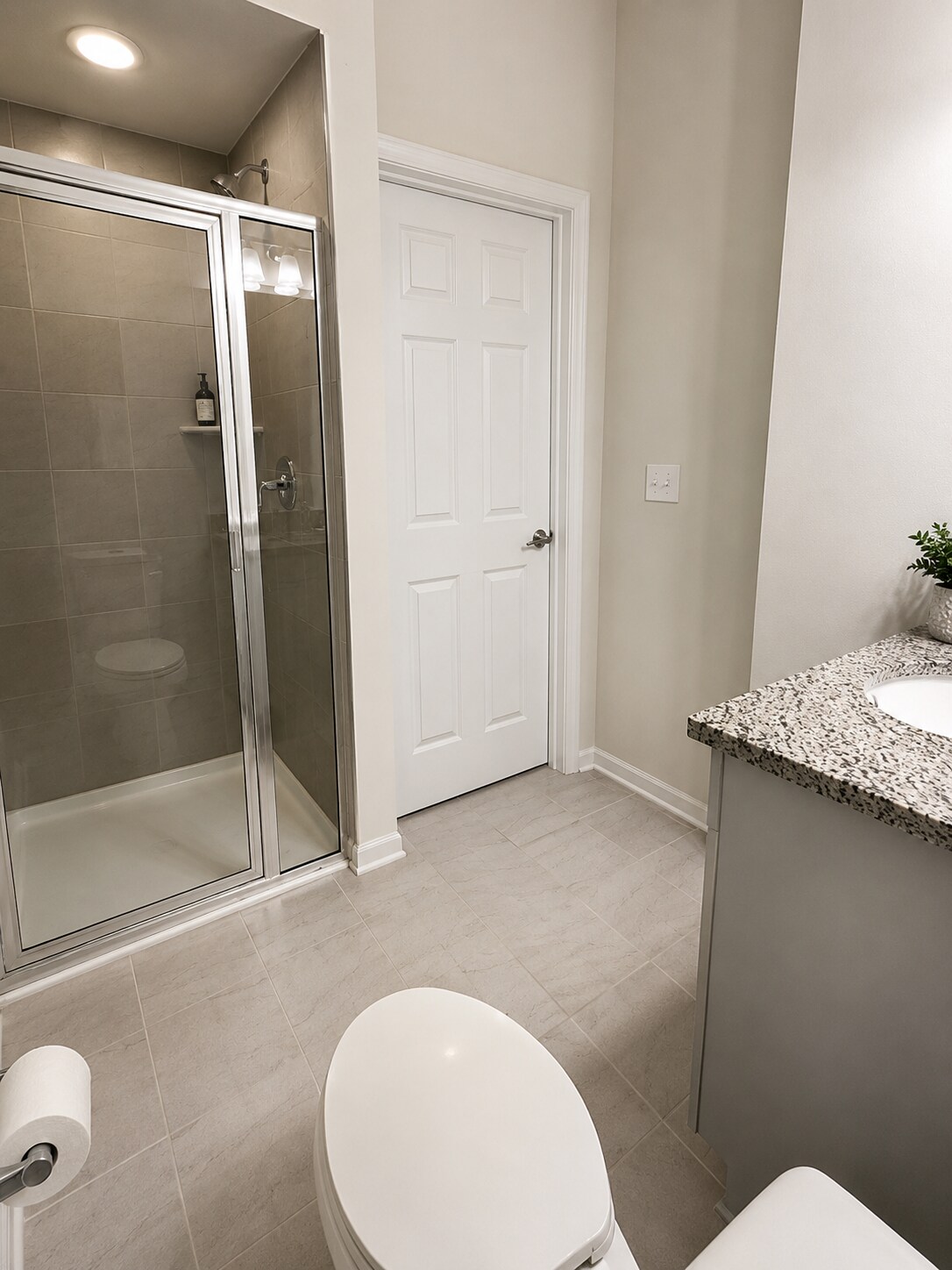 grond floor full bathroom with shower - 5 Sadie Cir
