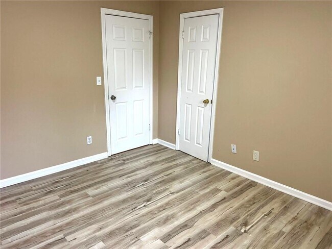 Building Photo - 2868 Rocky Pointe Way