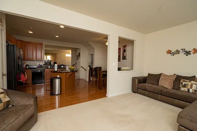 Building Photo - 23503 Forest Haven Way