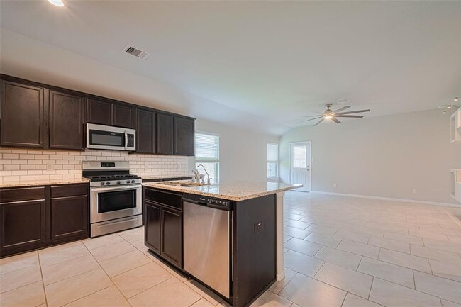 Building Photo - 3010 Veeder Pass Ln