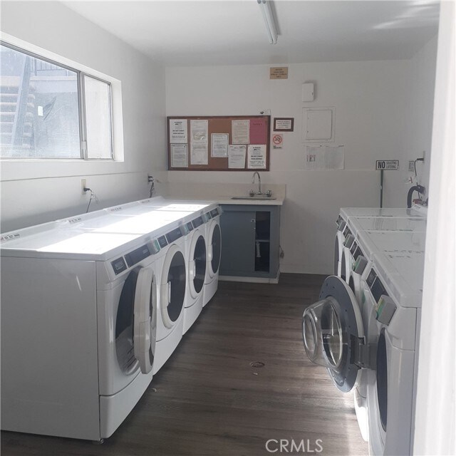 Building Photo - 2502 Manhattan Beach Blvd