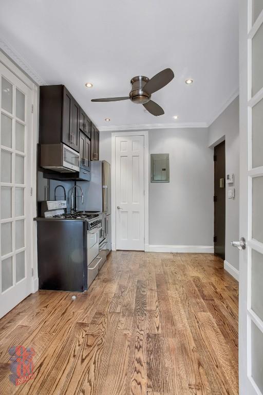 Building Photo - 212 E 105th St