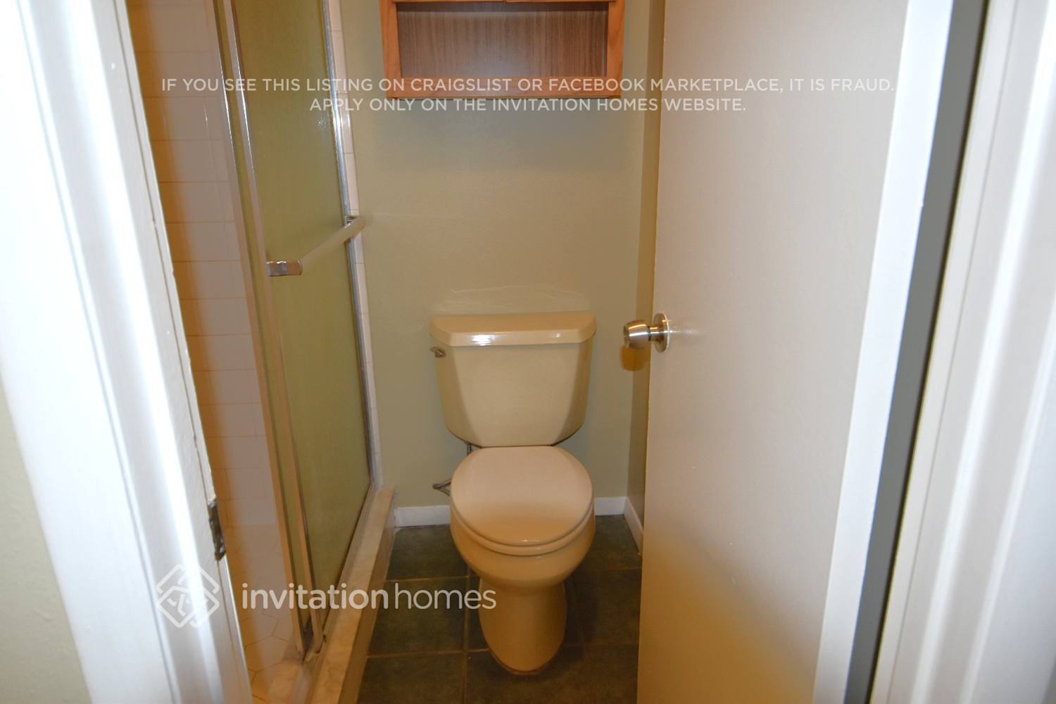 Building Photo - 1645 Sailpoint Dr