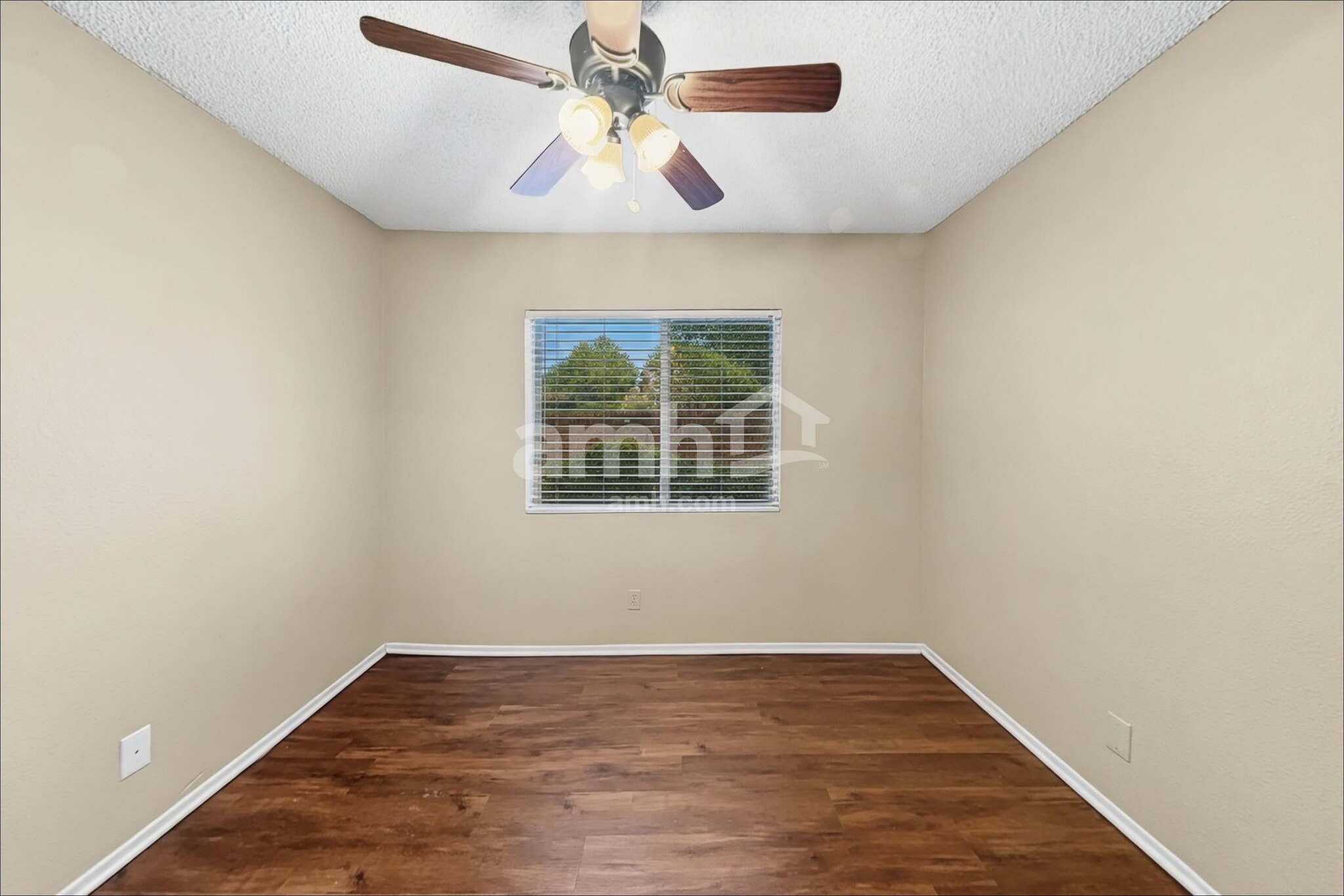 Building Photo - 1474 Lodgepole Dr