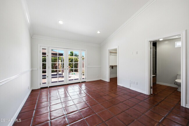 Building Photo - 1090 Elfstone Ct