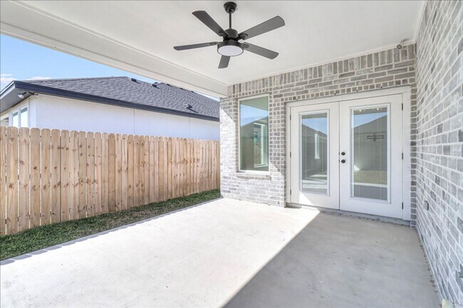 Building Photo - 4126 Azali Dr